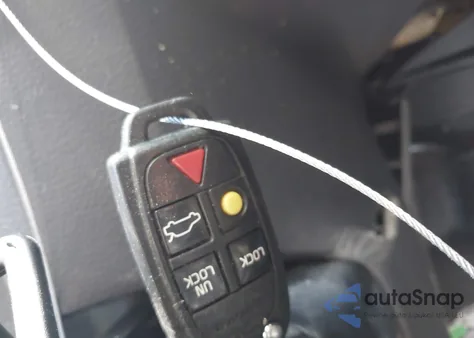 2007 Volvo V70 2.4 из США, поврежденный, VIN YV1SW612472626878